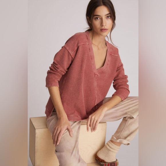 Anthropologie Pilcro Textured V-Neck Top in Red/Rouge - Picture 1 of 4